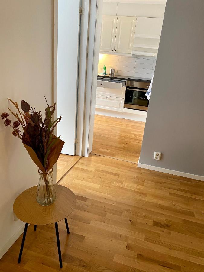 Frasch Och Fin 2:A. Gangavstand Till Stromstads Centrum Eksteriør billede