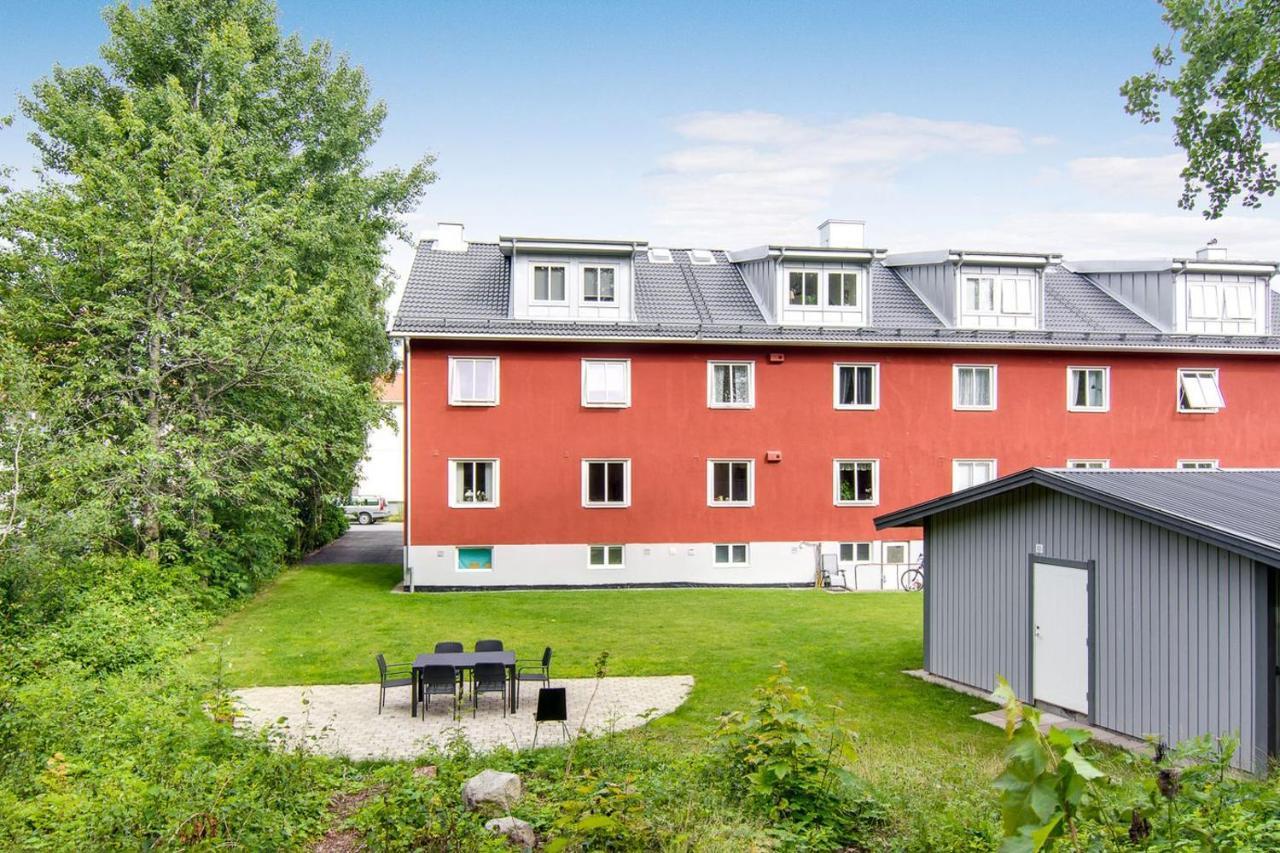 Frasch Och Fin 2:A. Gangavstand Till Stromstads Centrum Eksteriør billede